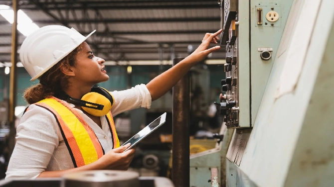 6 Financial Benefits of Regular Equipment Maintenance for Business Operations