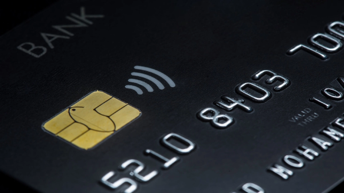 Article Image - What Are the Key Features of a Debit Card?