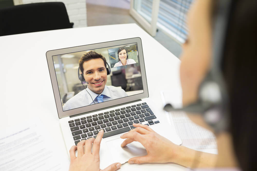 Simplified Skype for Business in Traditional Video Conferencing Environments