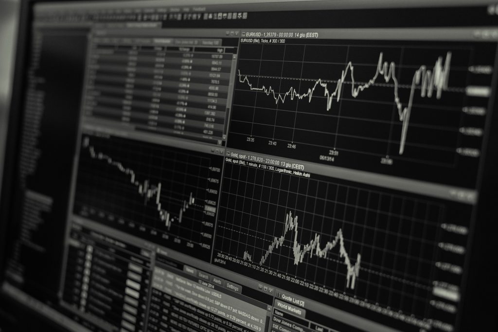 5 Tips For Diversifying Your Portfolio with Exchange-Traded Funds