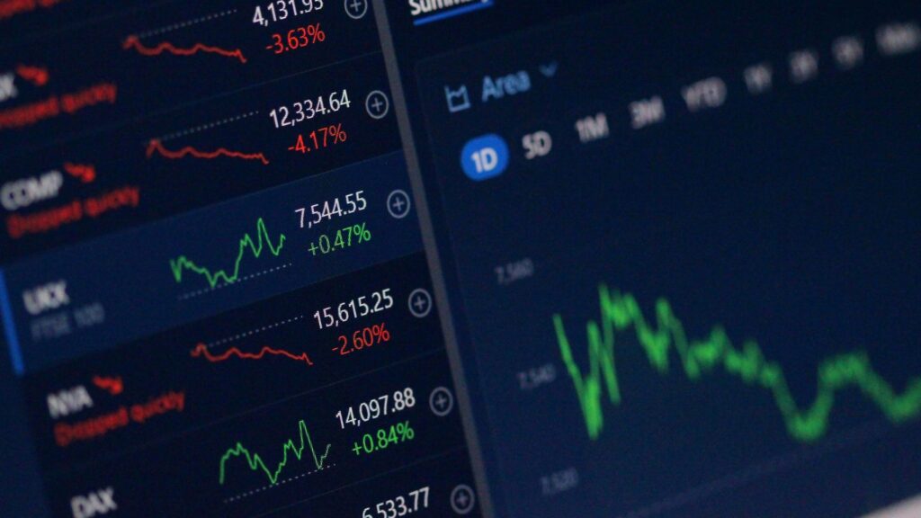 Liquidity Lessons from Synovus: Handling 2025 Corporate Finances